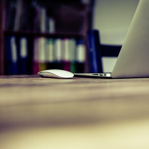 office-581131_1280